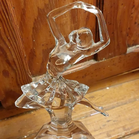 Italian Crystal Dancer - Picture 2 of 3